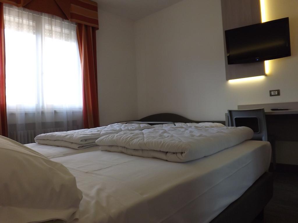 Hotel Ariston 3*